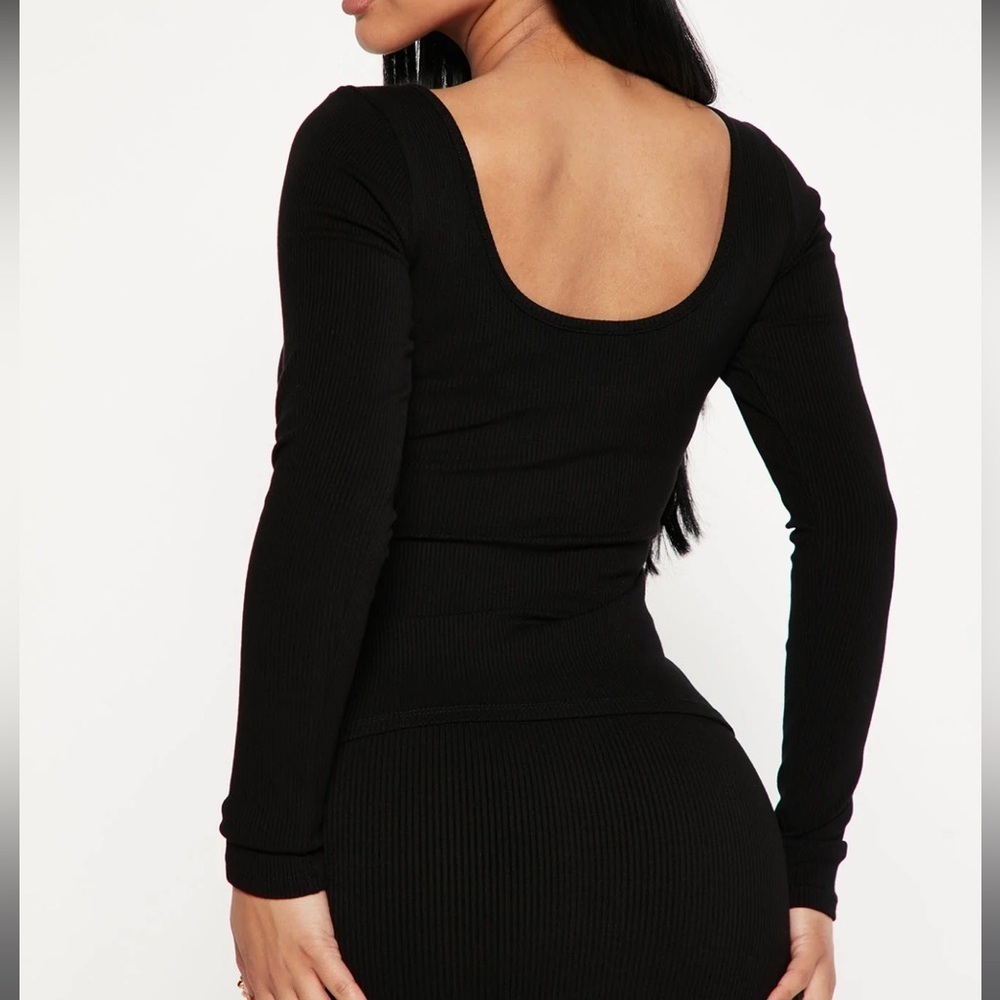 Fashion Nova Tiana snatched top - Picture 5 of 6